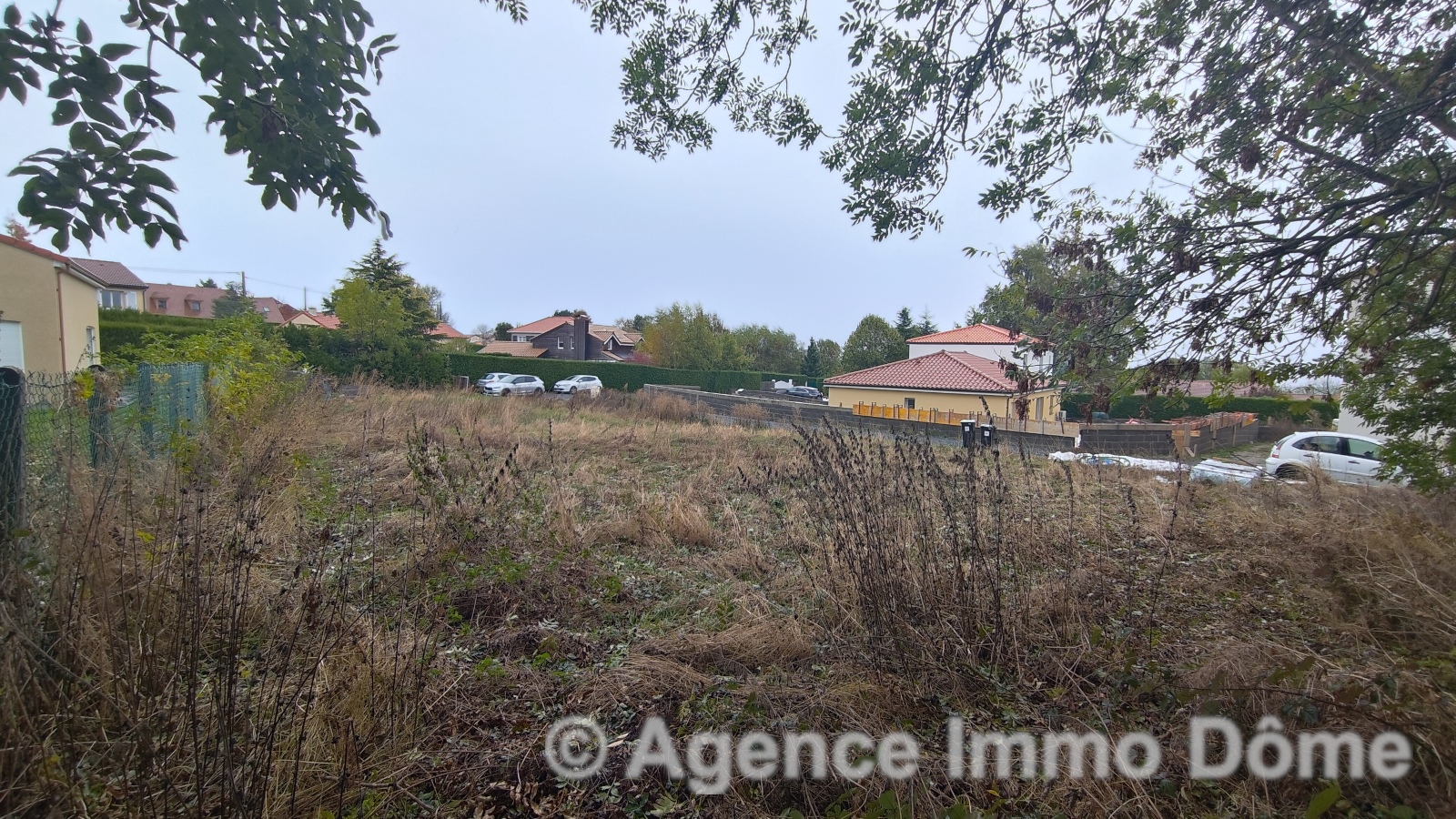 423 m² constructibles à Berzet